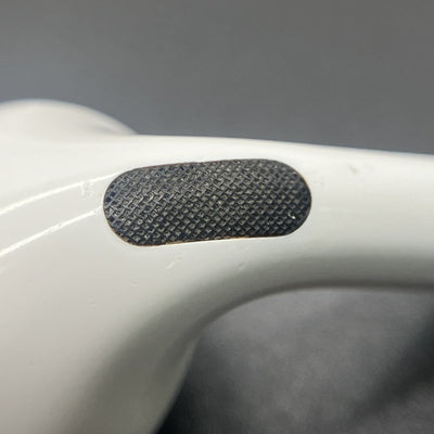 【中古】AirPods Pro （R側）【日本橋】