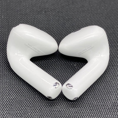 【中古】AirPods 4 MXP93J/A（アクティブノイズキャンセリング搭載）【秋葉原】