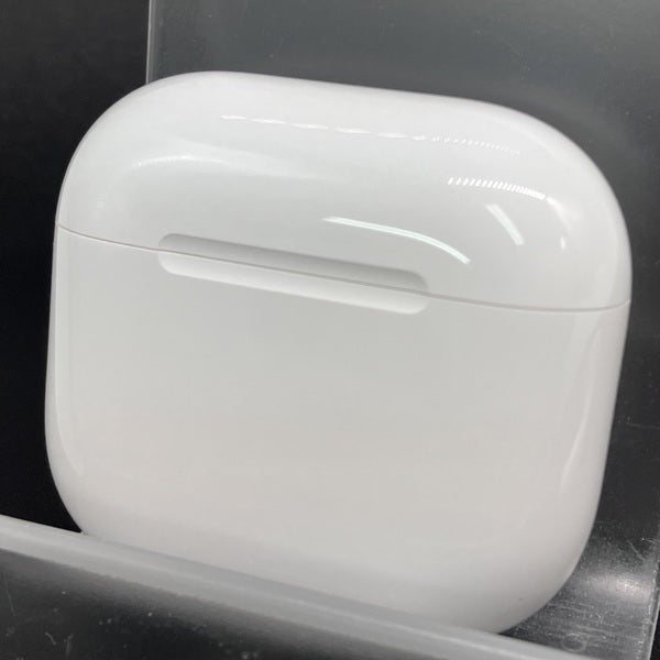 【中古】AirPods 4 MXP93J/A（アクティブノイズキャンセリング搭載）【名古屋】