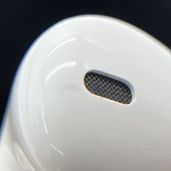 【中古】EarPods with Lightning Connector【秋葉原】