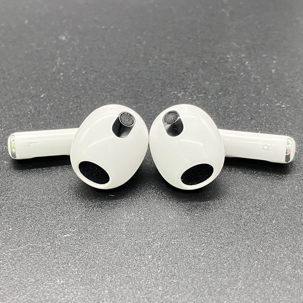 【中古】Airpods MME73J/A 3rd Generation【秋葉原】