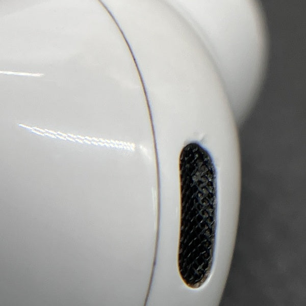 【中古】AirPods Pro (第2世代) MQD83J/A【秋葉原】