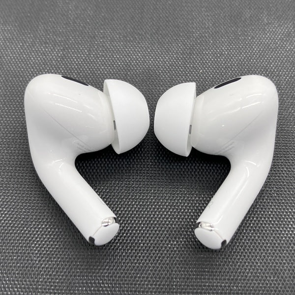 【中古】MagSafe充電ケース(USB-C)付きAirPods Pro(第2世代) MTJV3JA【秋葉原】