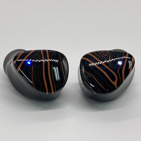 【中古】FoKus Triumph 【NOB-FOKUSTRH-B】【秋葉原】