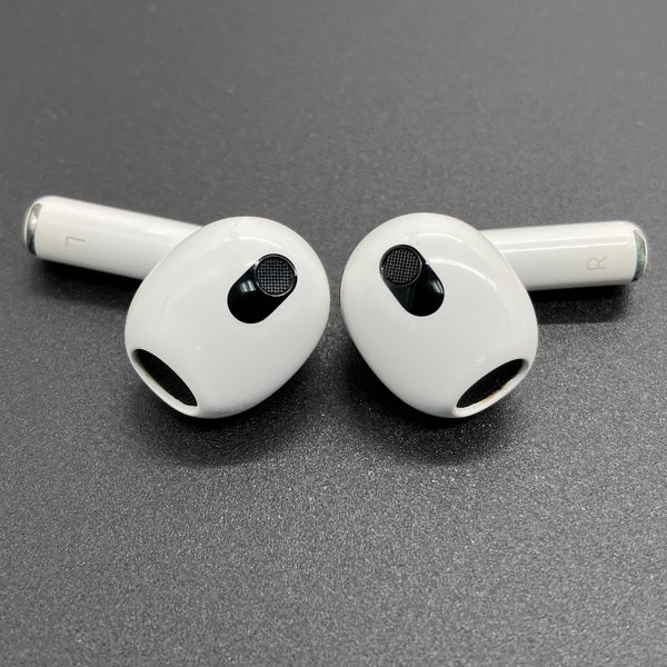 Apple Air Pods MME73J/A【中古品】52250419G02S Apple 【中古】Airpods MME73J/A 3rd Generation【秋葉原】 – e