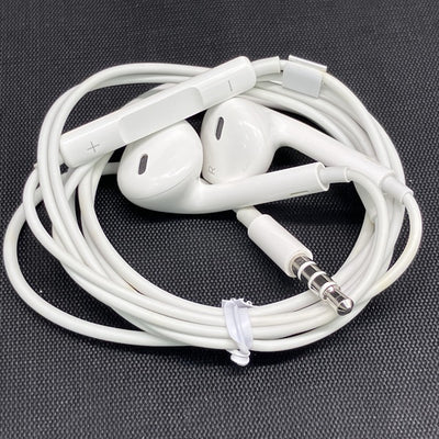 【中古】Apple EarPods with Remote and Mic【日本橋】