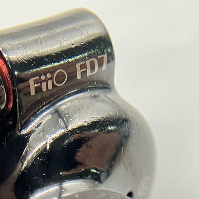 【中古】FD7 【FIO-IEM-FD7-B】【秋葉原】