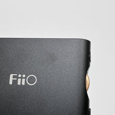 【中古】M9 【FIO-M9-B 】【秋葉原】