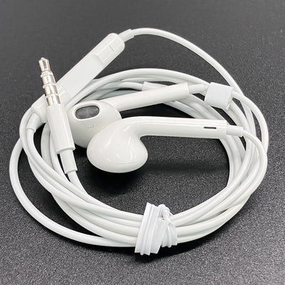 【中古】Apple EarPods with Remote and Mic【名古屋】