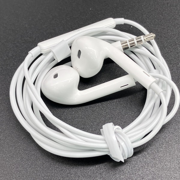 【中古】Apple EarPods with Remote and Mic【名古屋】