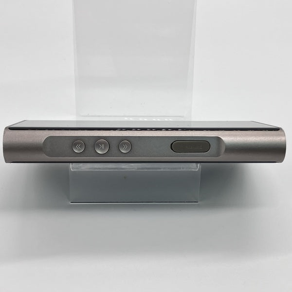 【中古】M6 PRO チタニウム【日本橋】