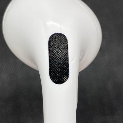 【中古】AirPods Pro (R側) (第2世代)(Lightning)【秋葉原】
