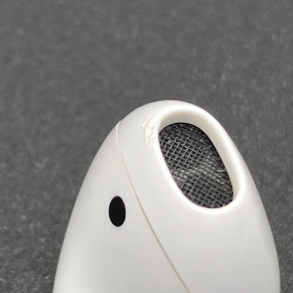 【中古】AirPods with Wireless Charging Case  MRXJ2J-A【秋葉原】