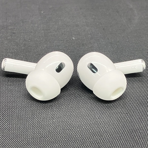 【中古】MagSafe充電ケース(USB-C)付きAirPods Pro(第2世代) MTJV3JA【秋葉原】