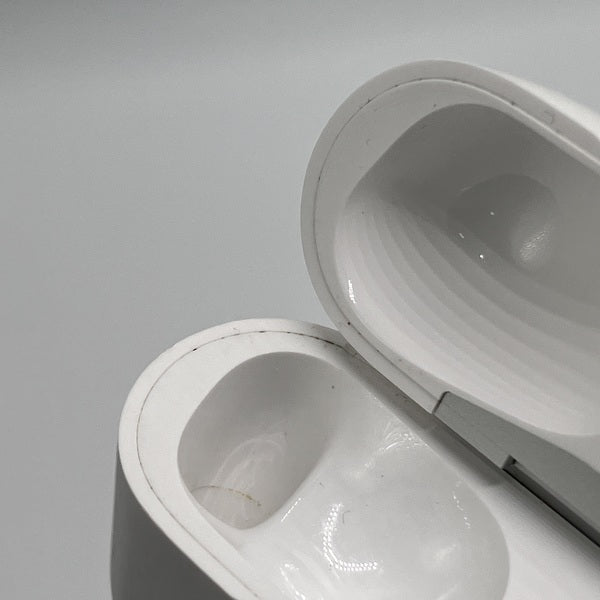 【中古】AirPods Pro (第2世代) MQD83J/A【秋葉原】