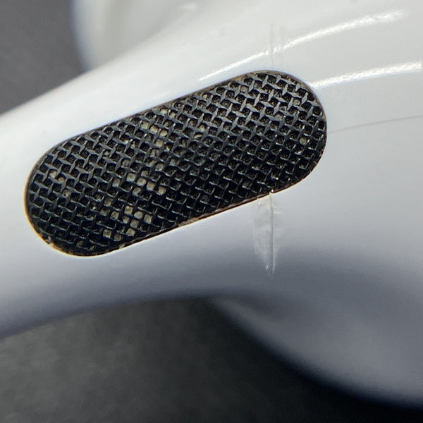 【中古】AirPods Pro (第2世代) MQD83J/A【秋葉原】