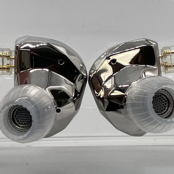 【中古】水月雨 moondrop KATO MOONDROP KATO レビュー】名機KXXSの進化版？いいえ別物です