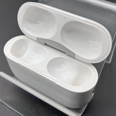 【中古】AirPods Pro (第2世代) 充電ケース (Lightning)【秋葉原】