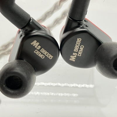 【中古】M5(DEMO)【秋葉原】