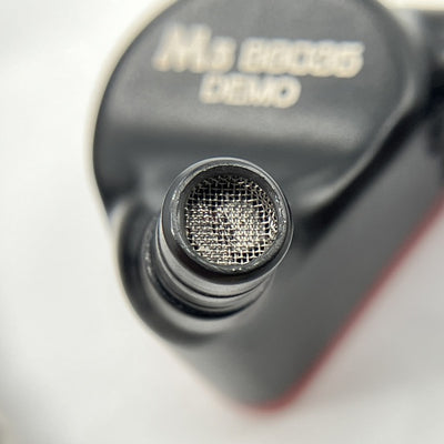 【中古】M5(DEMO)【秋葉原】