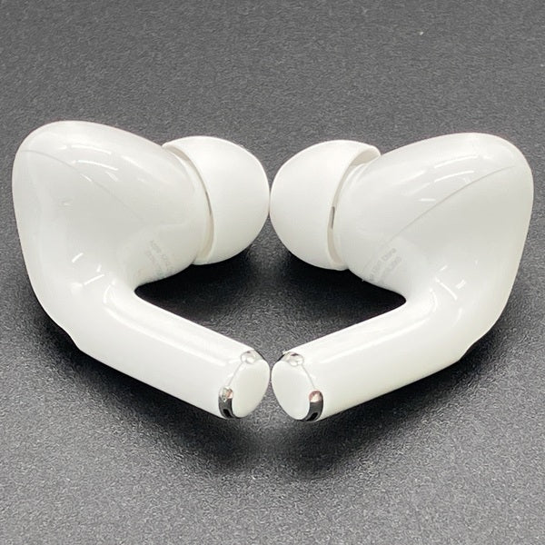 【中古】MagSafe充電ケース(USB-C)付きAirPods Pro(第2世代) MTJV3JA【日本橋】