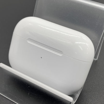 【中古】Apple AirPods Pro MLWK3J/A  (2021/Magsafe)【秋葉原】