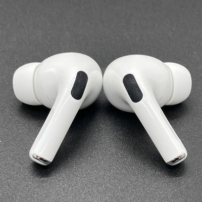 【中古】MagSafe充電ケース(USB-C)付きAirPods Pro(第2世代) MTJV3JA【秋葉原】