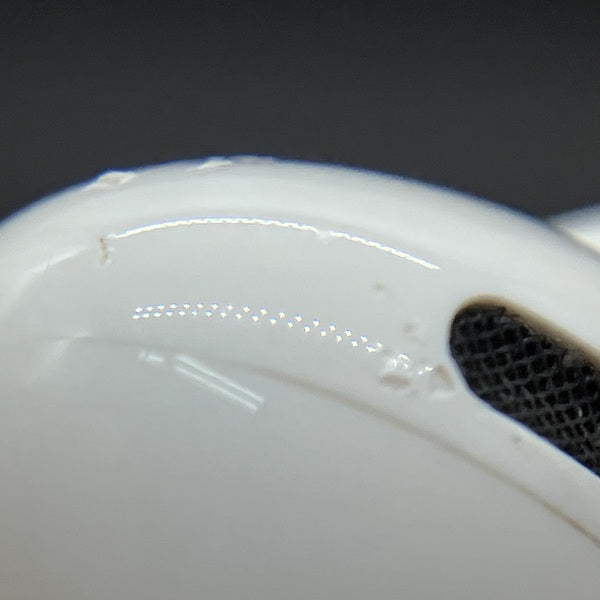 【中古】MagSafe充電ケース(USB-C)付きAirPods Pro(第2世代) MTJV3JA