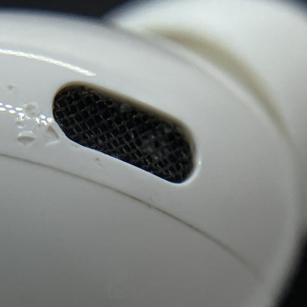 【中古】MagSafe充電ケース(USB-C)付きAirPods Pro(第2世代) MTJV3JA