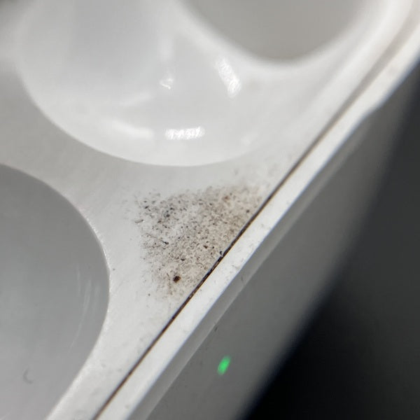 【中古】AirPods Pro (第2世代) MQD83J/A【秋葉原】