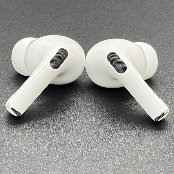 【中古】MagSafe充電ケース(USB-C)付きAirPods Pro(第2世代) MTJV3JA【日本橋】