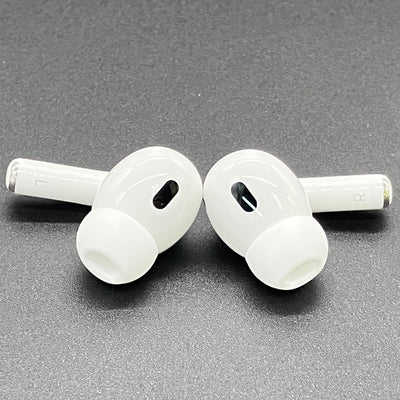 【中古】MagSafe充電ケース(USB-C)付きAirPods Pro(第2世代) MTJV3JA【日本橋】