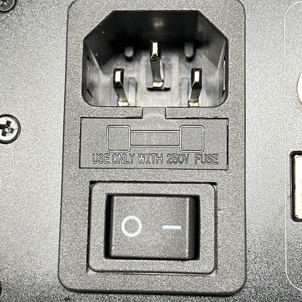 【中古】K9 Pro ESS 【FIO-K9PROESS-B】【秋葉原】