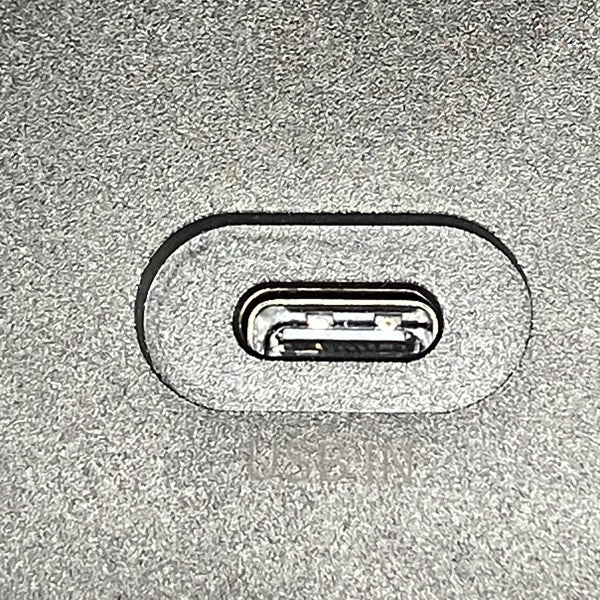 【中古】K9 Pro ESS 【FIO-K9PROESS-B】【秋葉原】