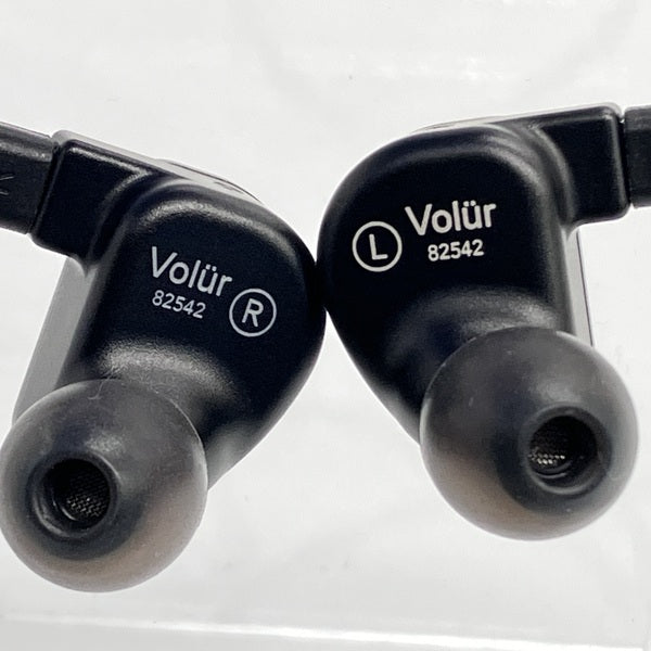 【中古】Vol r 【64A-7297】【秋葉原】