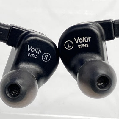 【中古】Vol r 【64A-7297】【秋葉原】