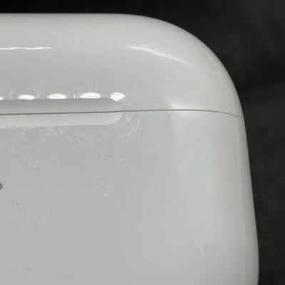 【中古】AirPods Pro (第2世代) MagSafe充電ケース(USB-C)【秋葉原】