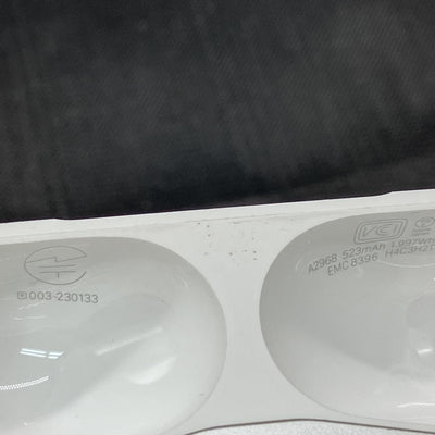 【中古】AirPods Pro (第2世代) MagSafe充電ケース(USB-C)【秋葉原】