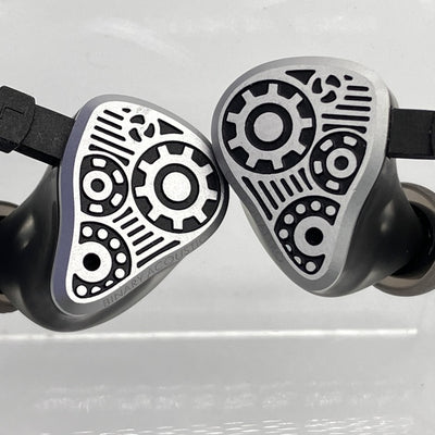 【中古】Dynaquattro【日本橋】