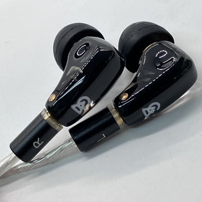 【中古】Axion 2025 【CAM-3051】【秋葉原】