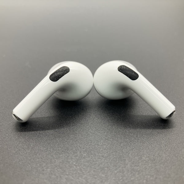 【中古】AirPods Pro (第2世代) MQD83J/A【秋葉原】