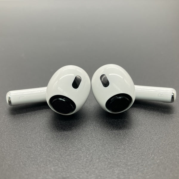 【中古】AirPods Pro (第2世代) MQD83J/A【秋葉原】