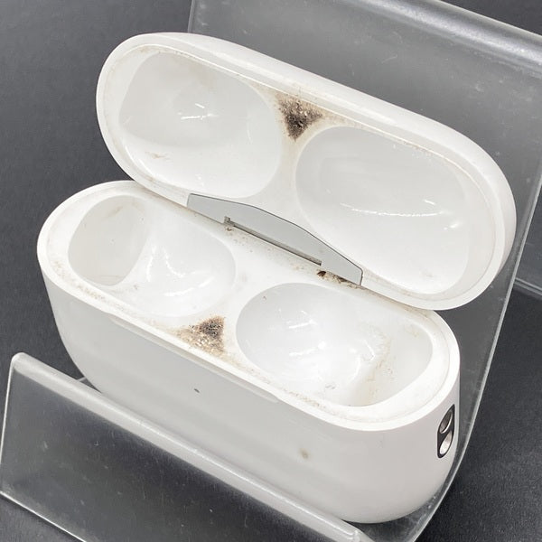 【中古】AirPods Pro (第2世代) MagSafe充電ケース(USB-C)【秋葉原】