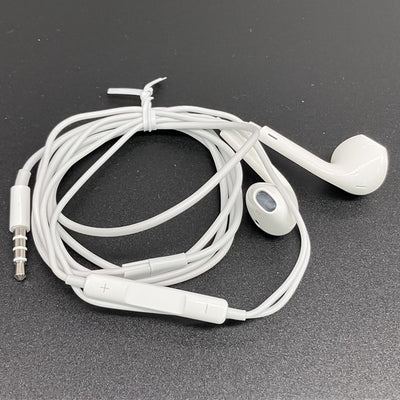 【中古】Apple EarPods with Remote and Mic【日本橋】