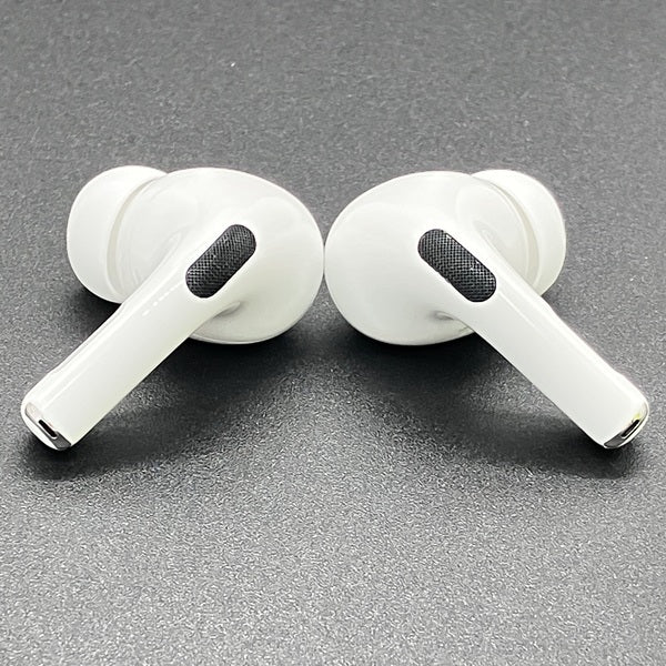 AirPods Pro MagSafe充電ケース付き　中古品　正規品 Apple 【中古】MagSafe充電ケース(USB-C)付きAirPods Pro(第2