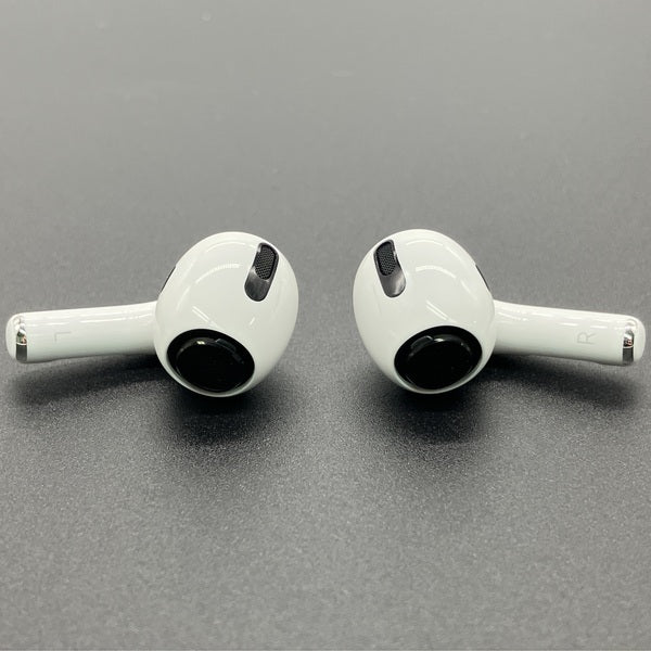 【中古】AirPods Pro MWP22J/A【秋葉原】