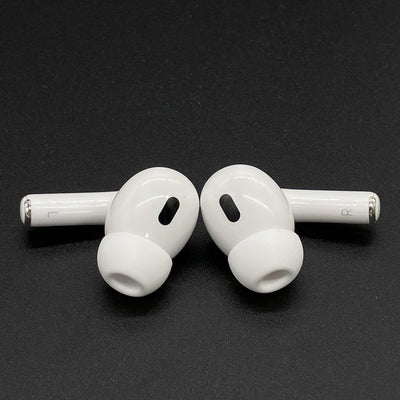 【中古】MagSafe充電ケース(USB-C)付きAirPods Pro(第2世代) MTJV3JA【秋葉原】