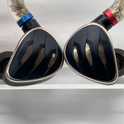 【中古】FH5s Black 【FIO-IEM-FH5S-B】【秋葉原】