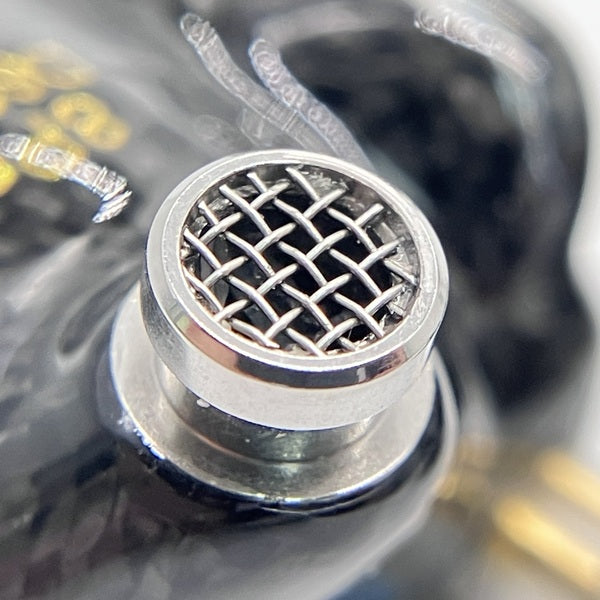 【中古】8Pro 【QDC-8PRO-S】【日本橋】