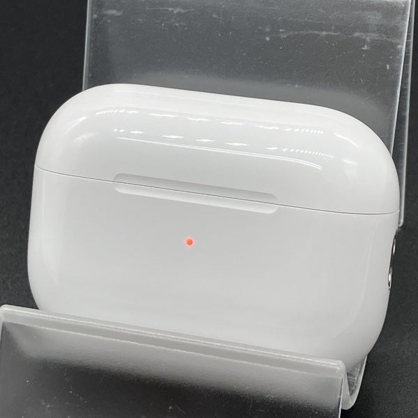 【中古】MagSafe充電ケース(USB-C)付きAirPods Pro(第2世代) MTJV3JA【秋葉原】